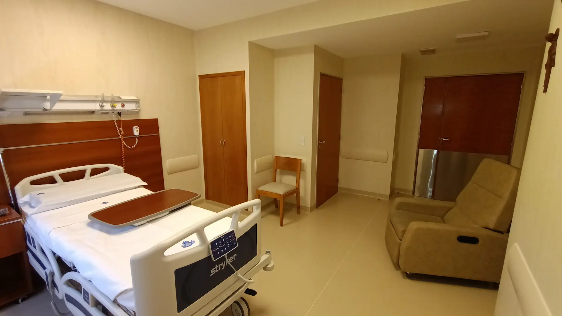 Proyecto Hospital San Juan de Dios | Internación - Proyectos de Arquitectura Hospitalaria WIMAG